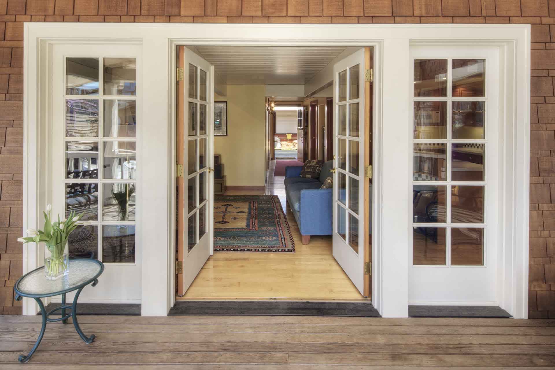 5 Signs That it’s Time to Replace Your Patio Door
