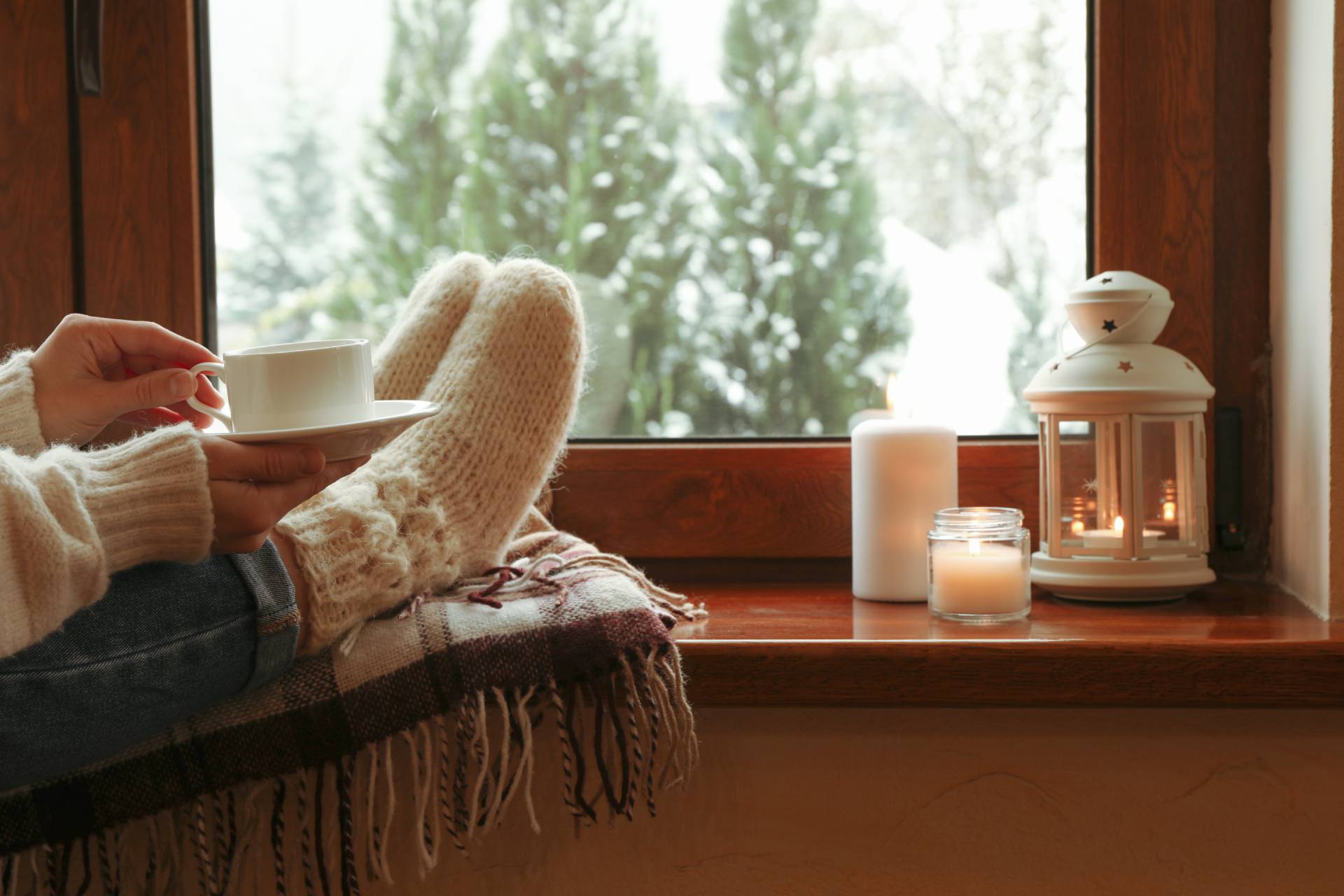 10 Tips for Keeping Your Home Cozy and Warm This Winter